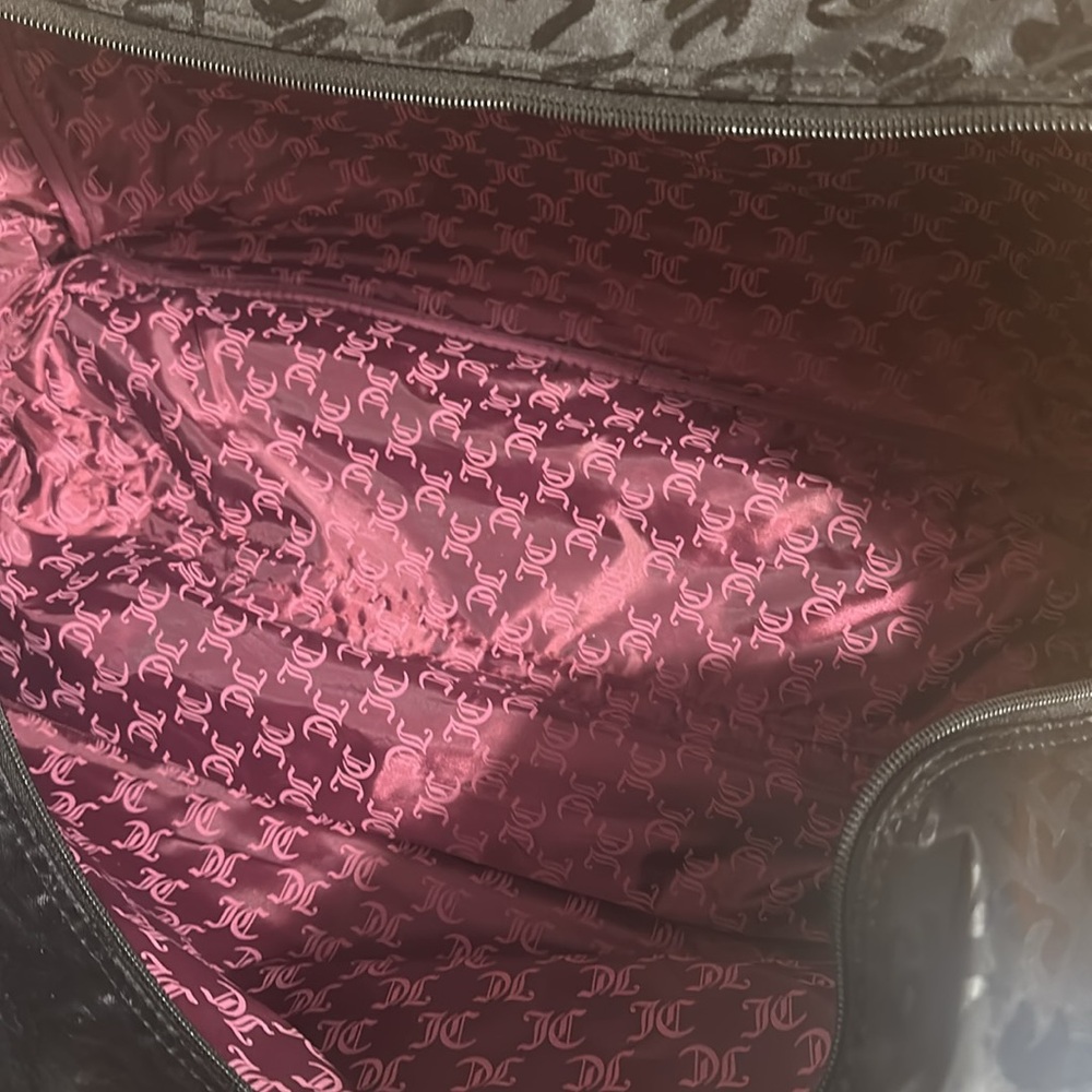 Juicy Couture carry on with wheels - Picture 7 of 9